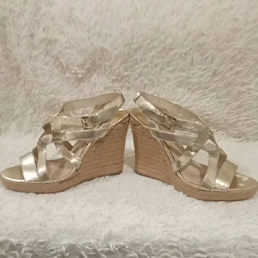 Michael Kors Elegant Gold Strappy Women's Wedges - Picture 7 of 8